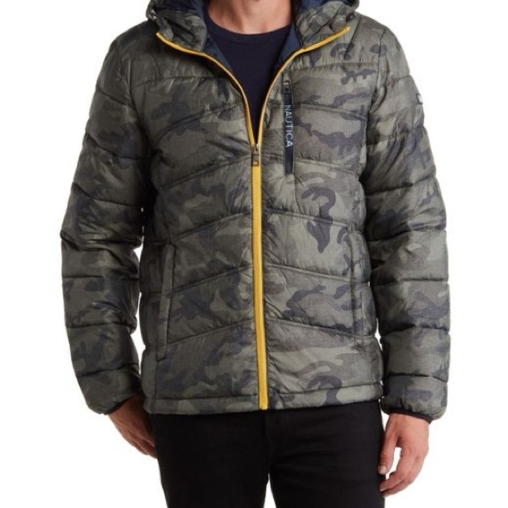 Nautica Green Camouflage Water Resistant Hooded Puffer Jacket- Largw